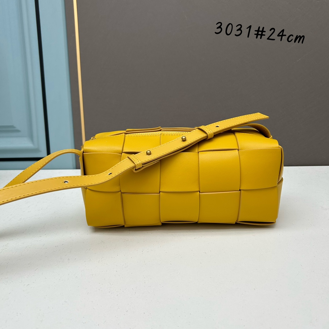 JJ215570679546_content_0.jpg