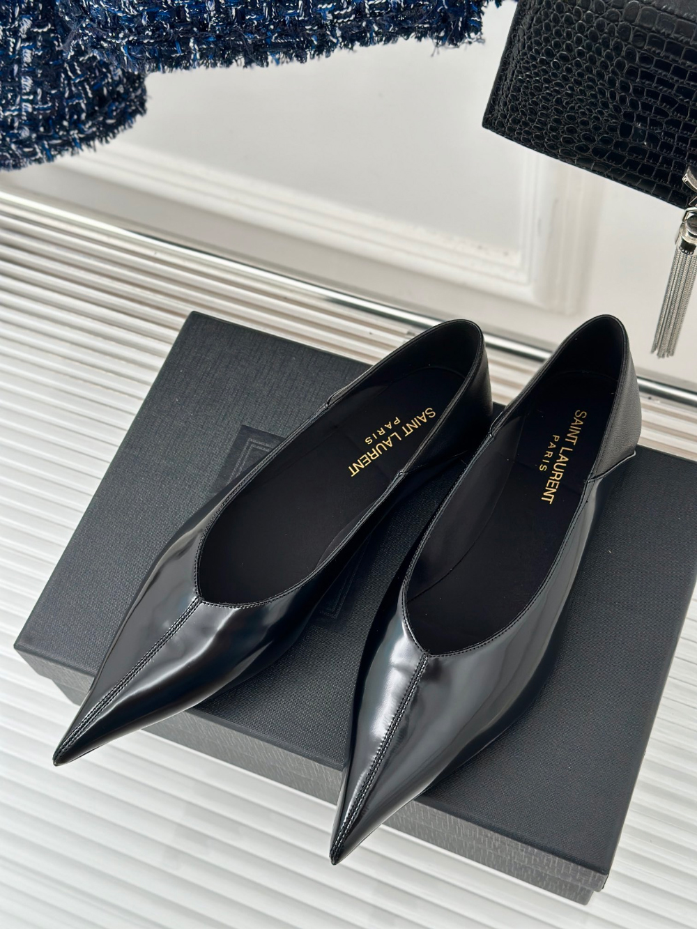 신발 차콜 색상 이미지-S127L18