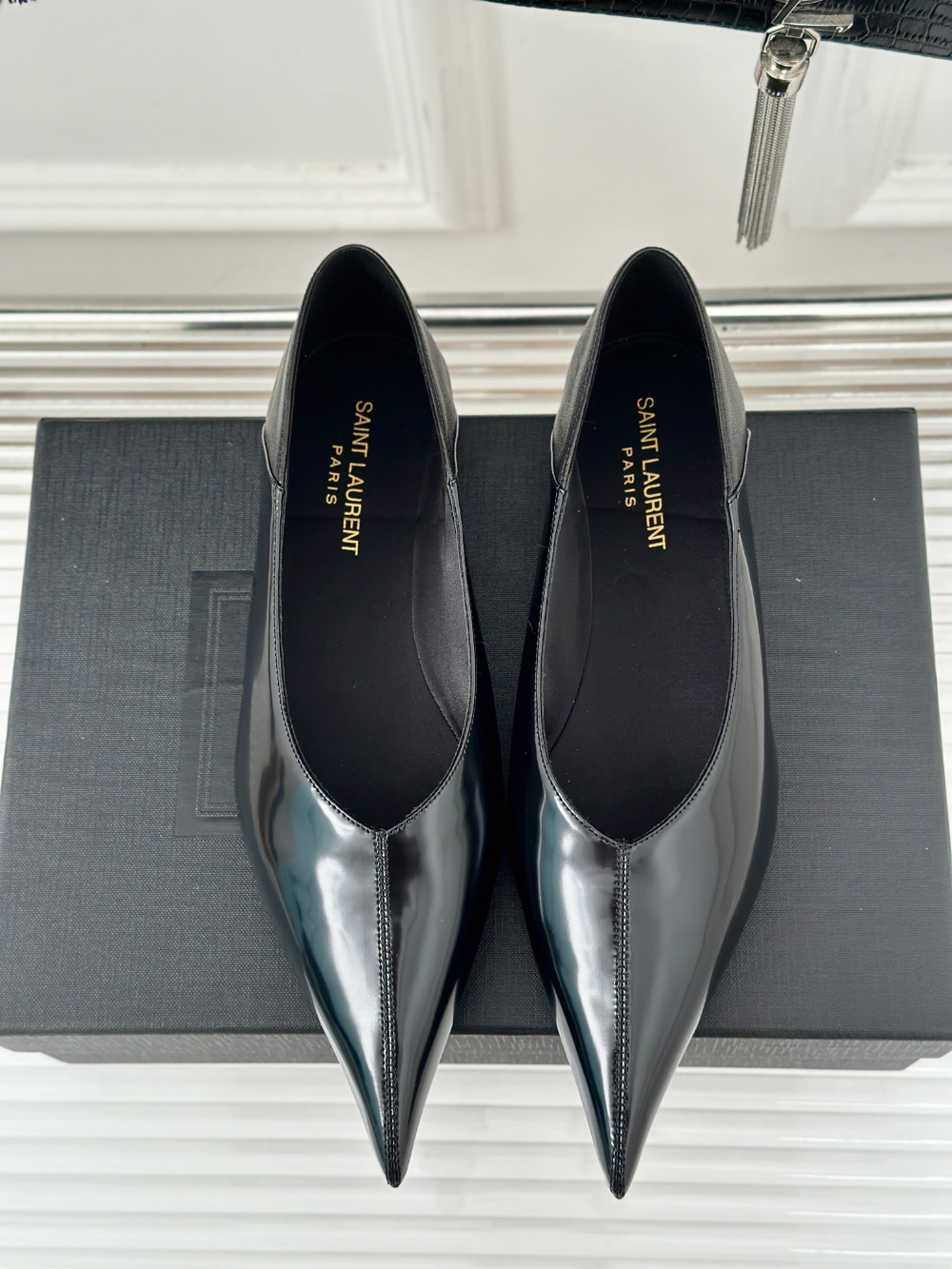 신발 차콜 색상 이미지-S127L15