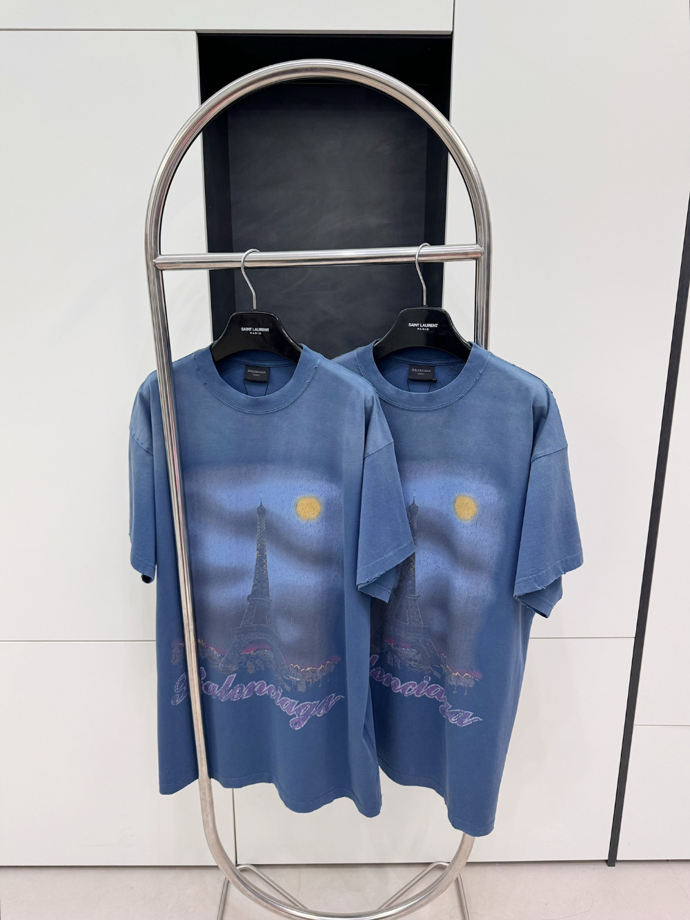 반팔 티셔츠 차콜 색상 이미지-S170L23