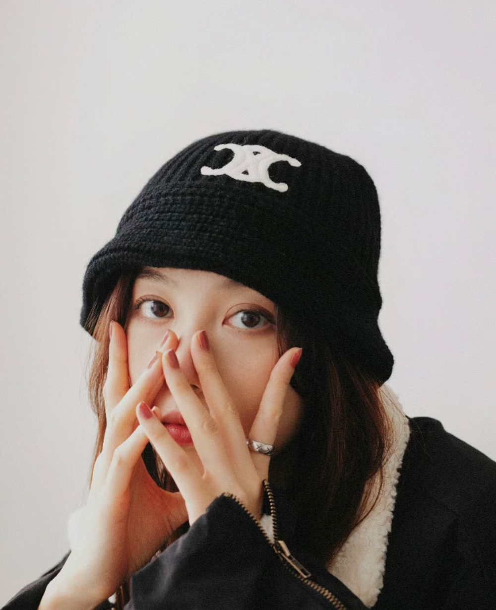 모자 모델 착용 이미지-S162L8