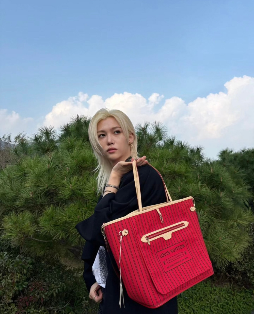 가방 모델 착용 이미지-S331L17