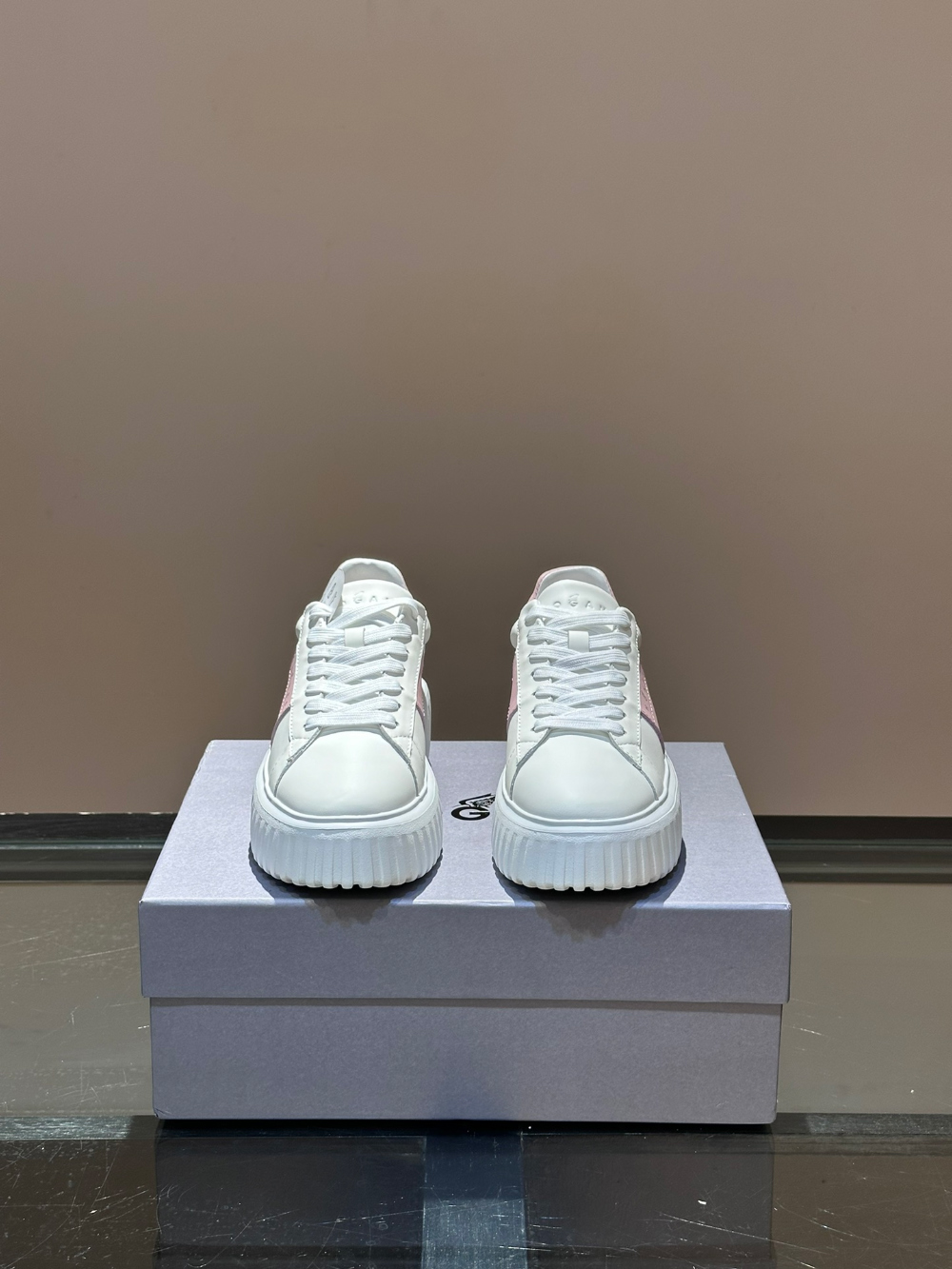 신발 오트밀 색상 이미지-S146L23