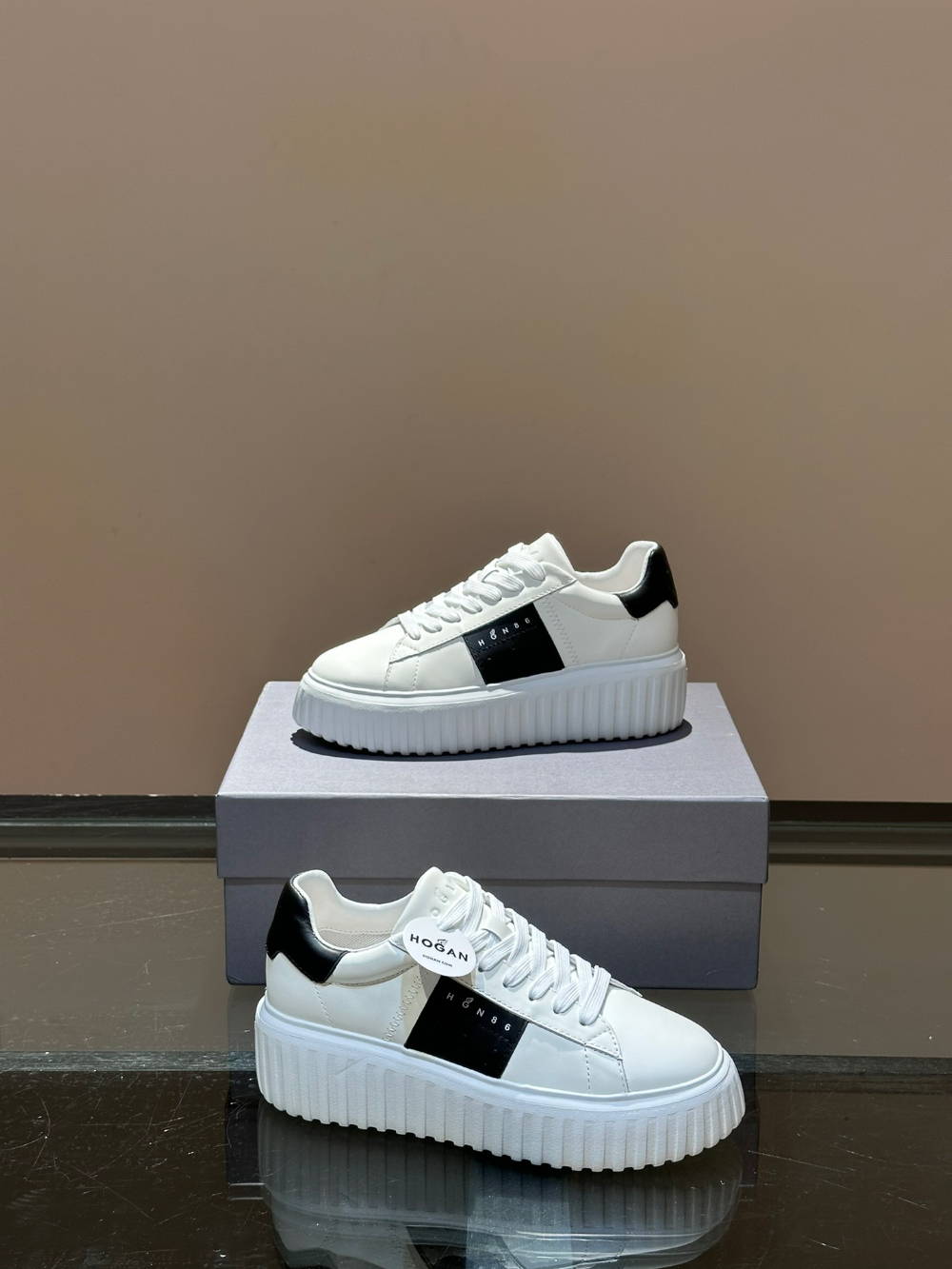 신발 그레이 색상 이미지-S146L32