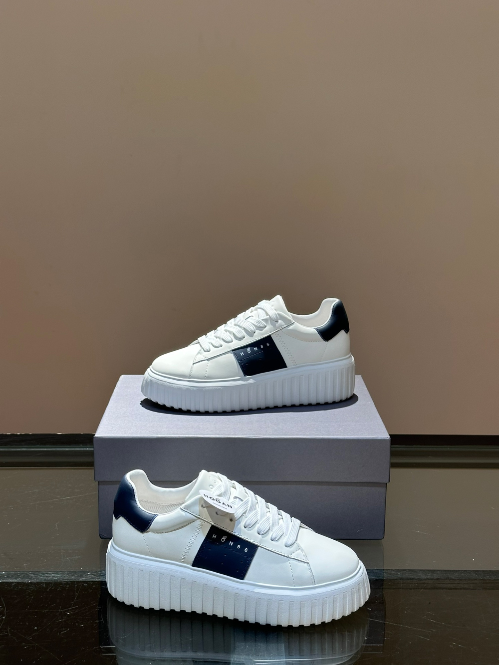 신발 모델 착용 이미지-S146L40