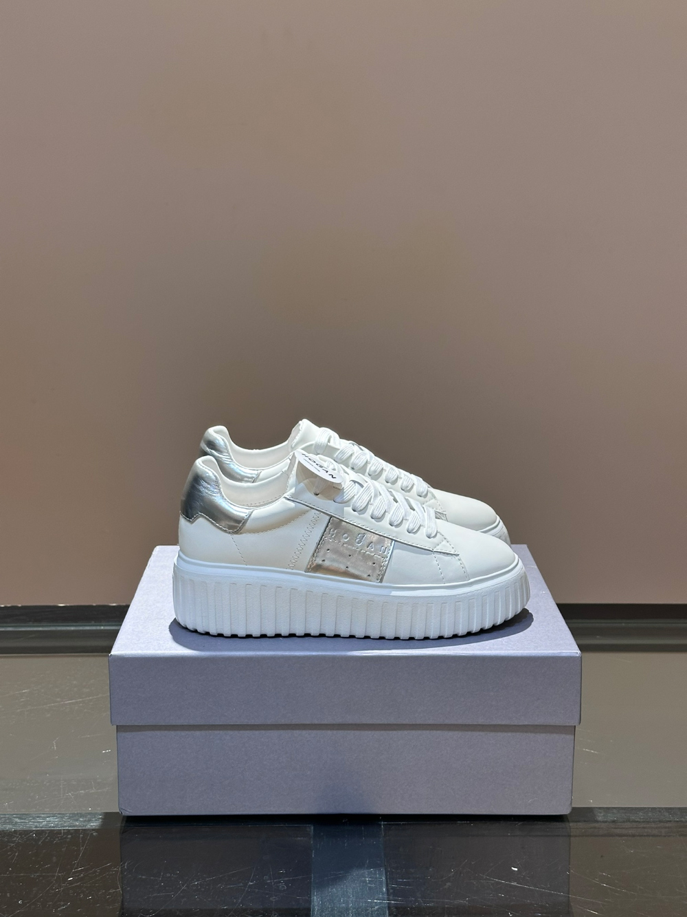 신발 오트밀 색상 이미지-S146L50