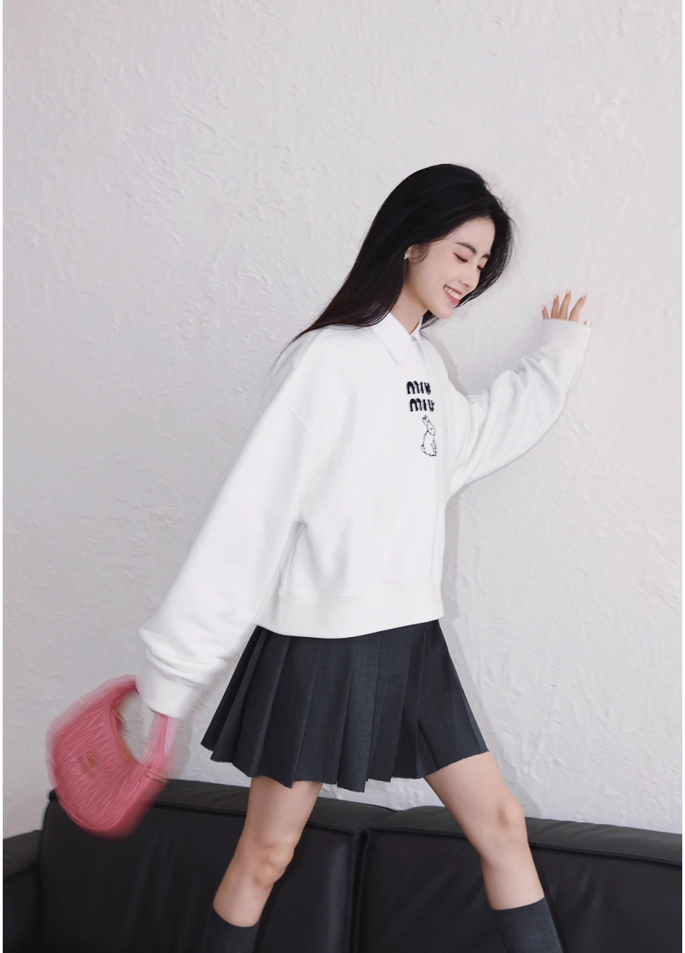 가방 모델 착용 이미지-S340L29