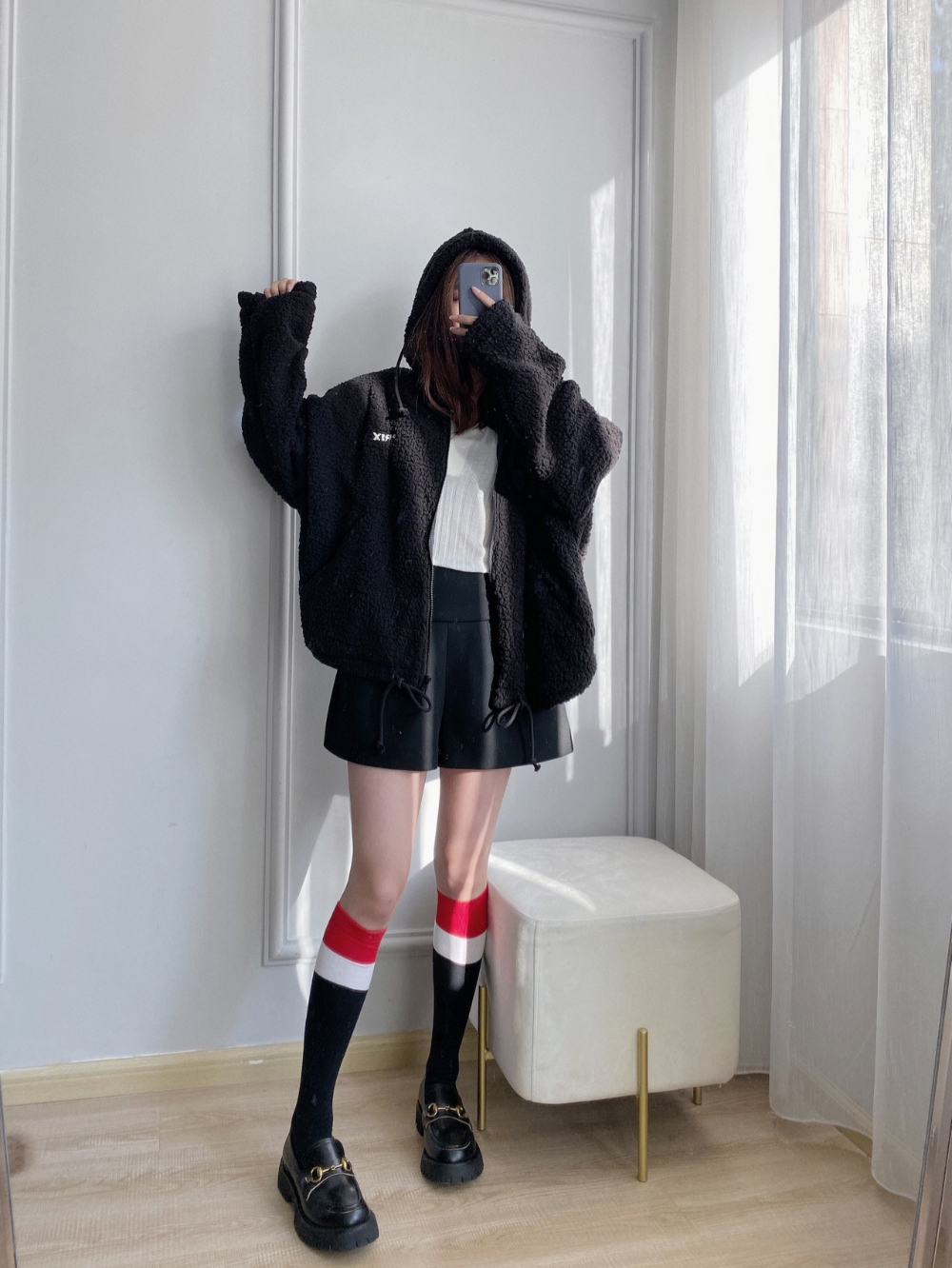 신발 모델 착용 이미지-S65L6