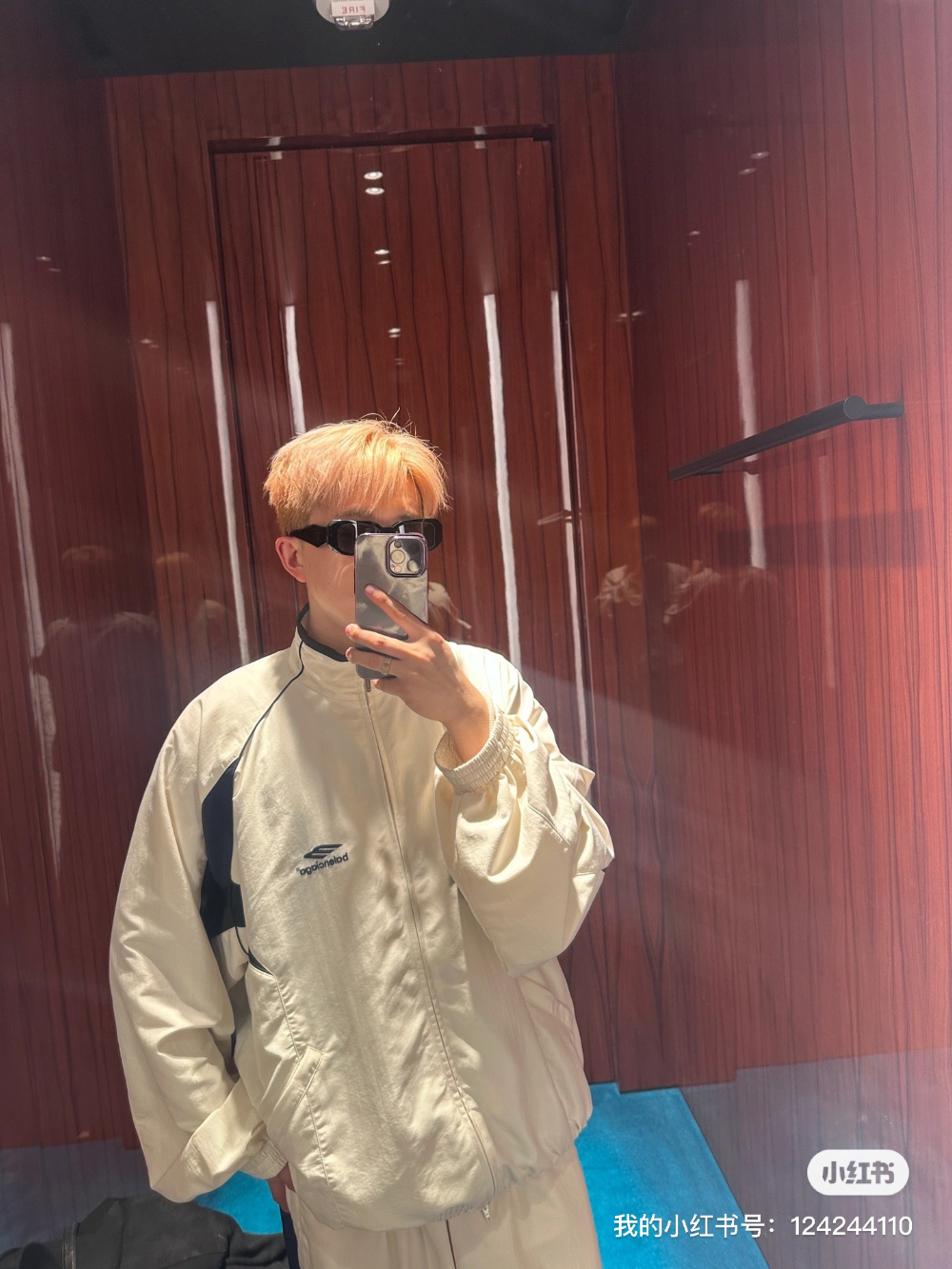 재킷 모델 착용 이미지-S83L22