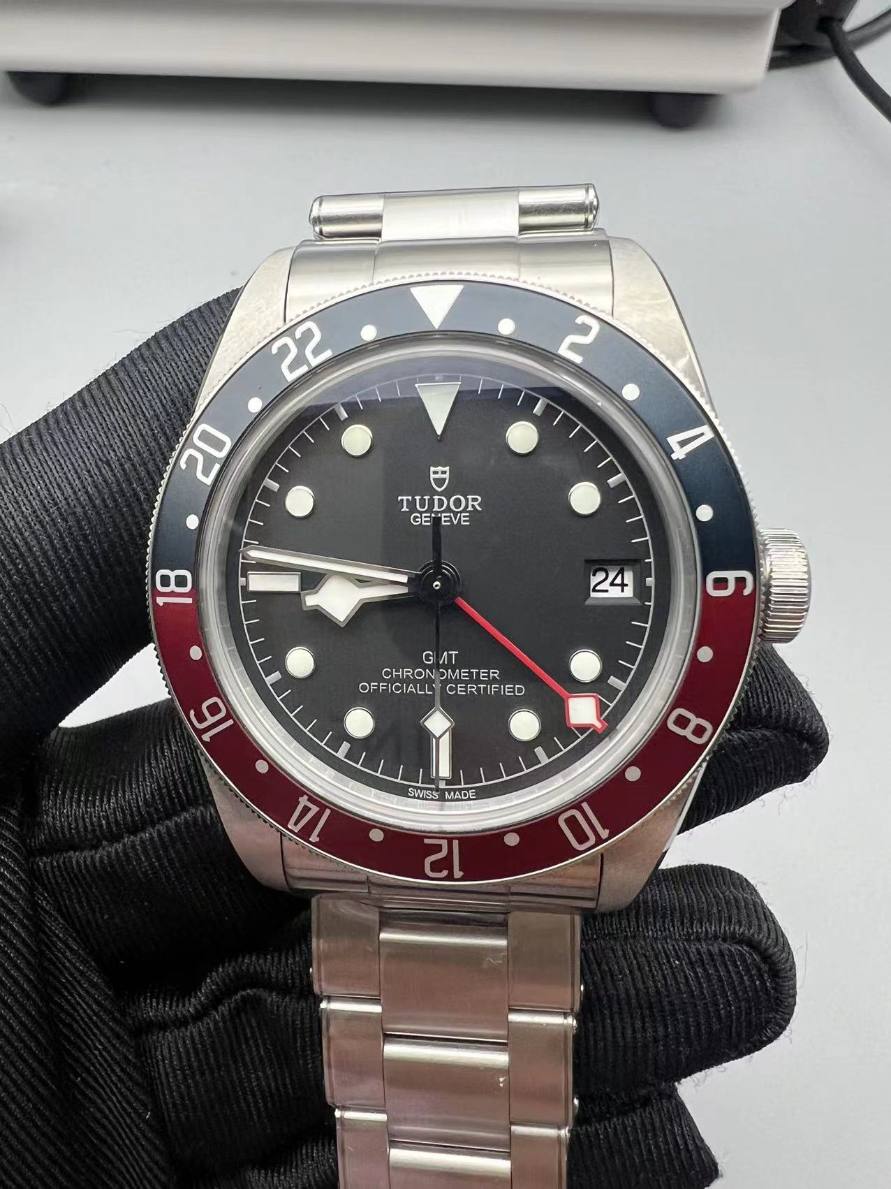 JJ282081546979_content_2.jpg