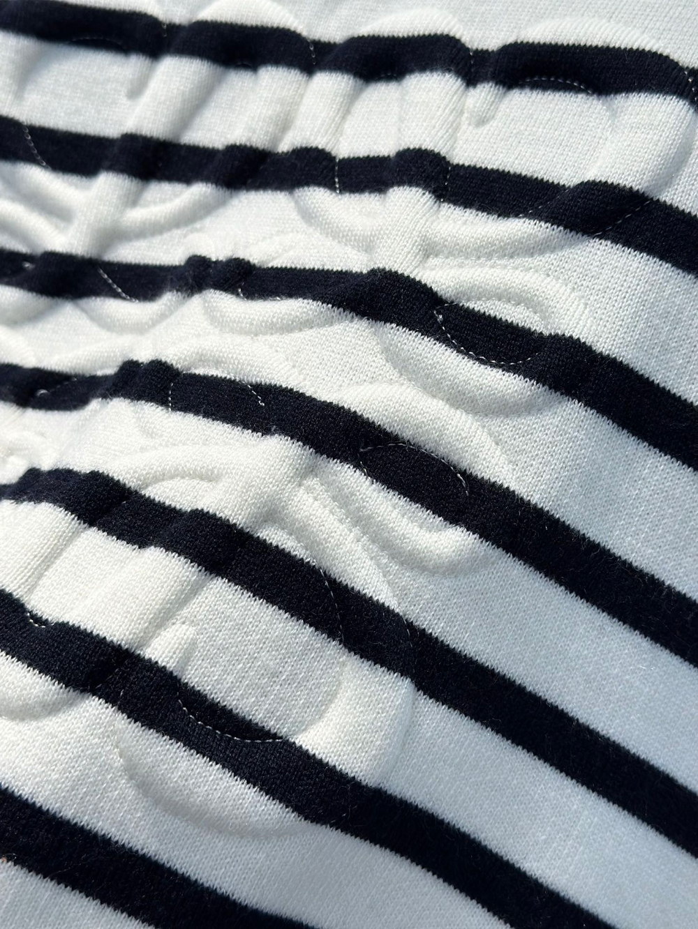 긴팔 티셔츠 상품상세 이미지-S71L28
