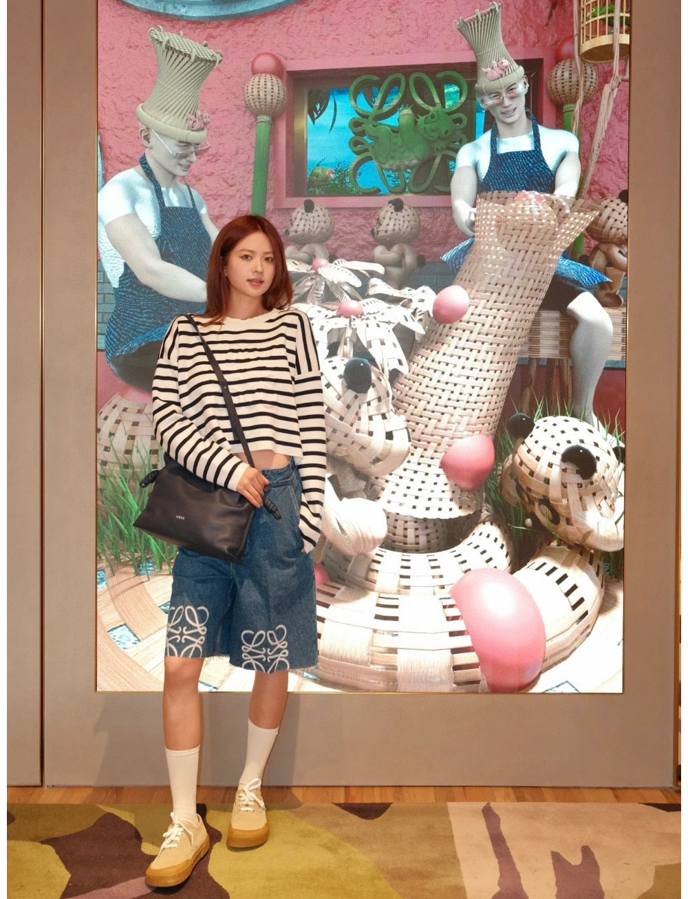 긴팔 티셔츠 모델 착용 이미지-S71L9