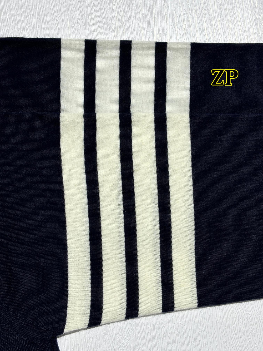 긴팔 티셔츠 상품상세 이미지-S169L16
