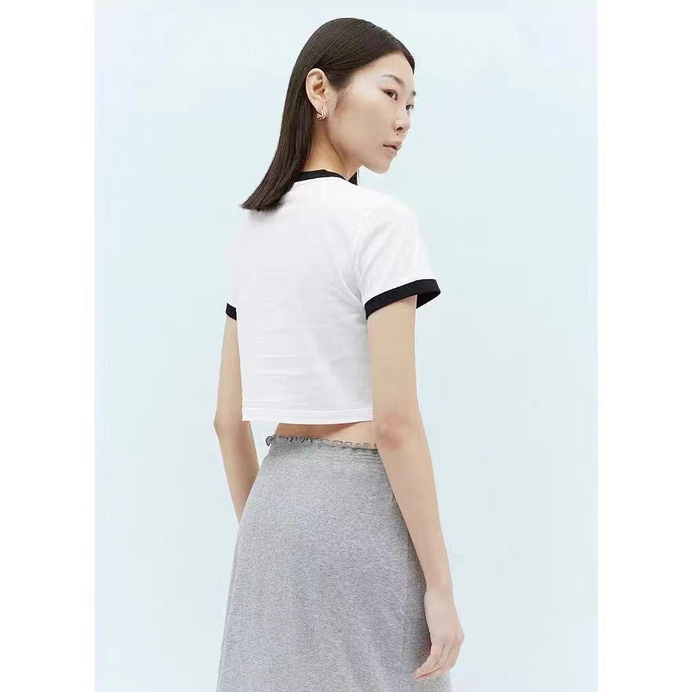 반팔 티셔츠 모델 착용 이미지-S59L8