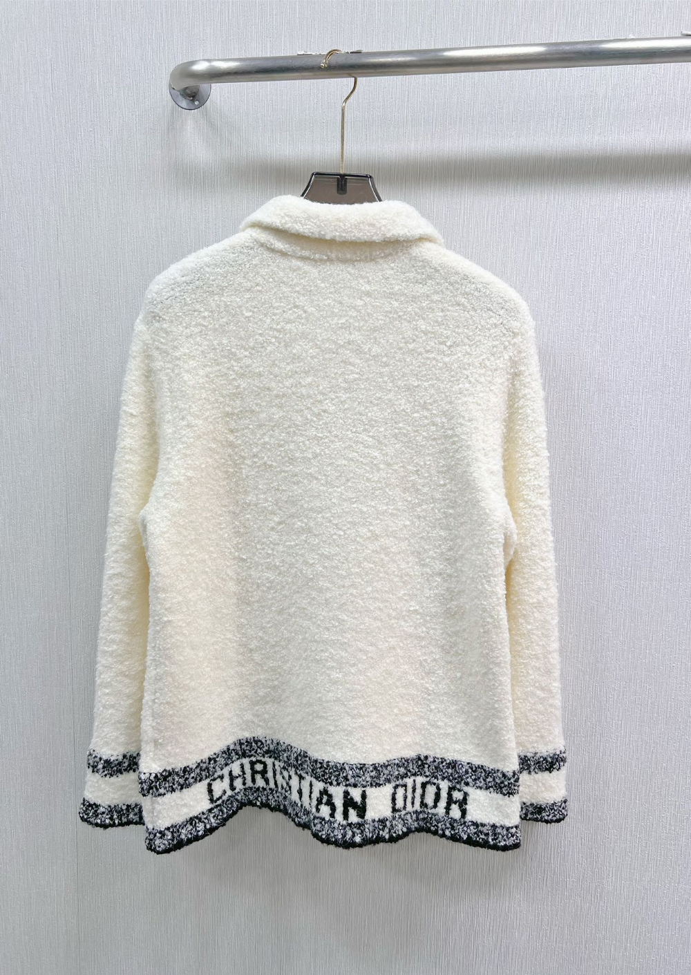 블레이저 화이트 색상 이미지-S133L13