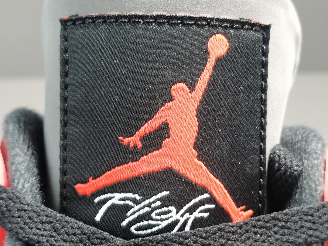 JJ513611846051_content_15.jpg