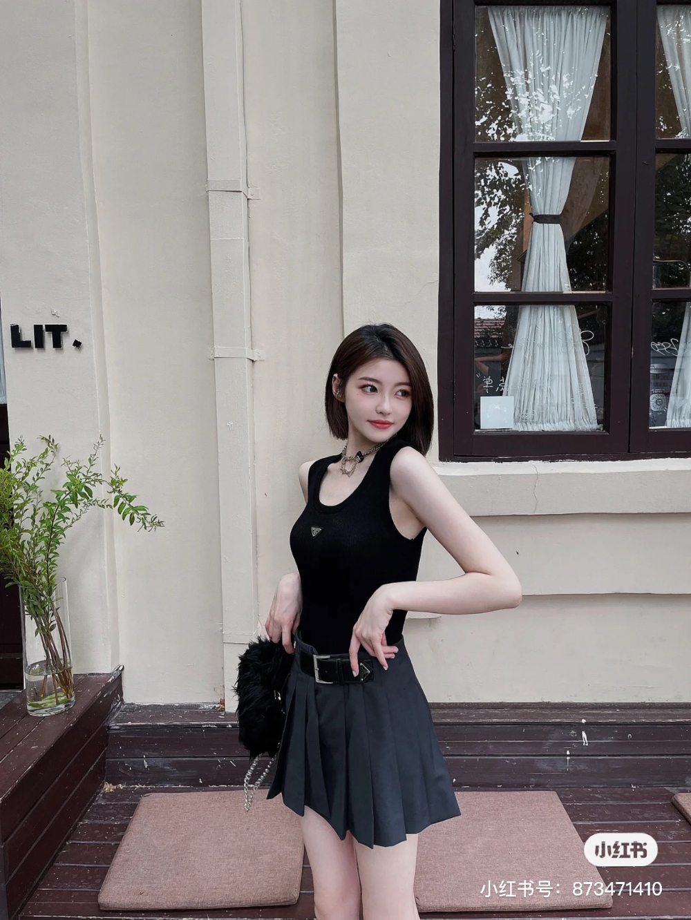 민소매 모델 착용 이미지-S1121L18