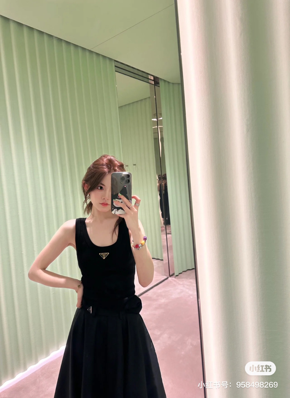 민소매 모델 착용 이미지-S1121L19