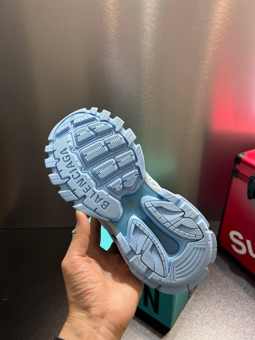 신발 모델 착용 이미지-S218L32