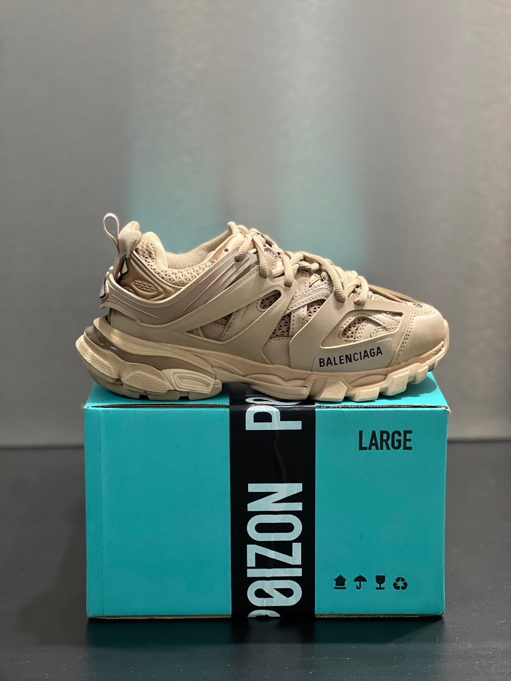 신발 상품 이미지-S218L7