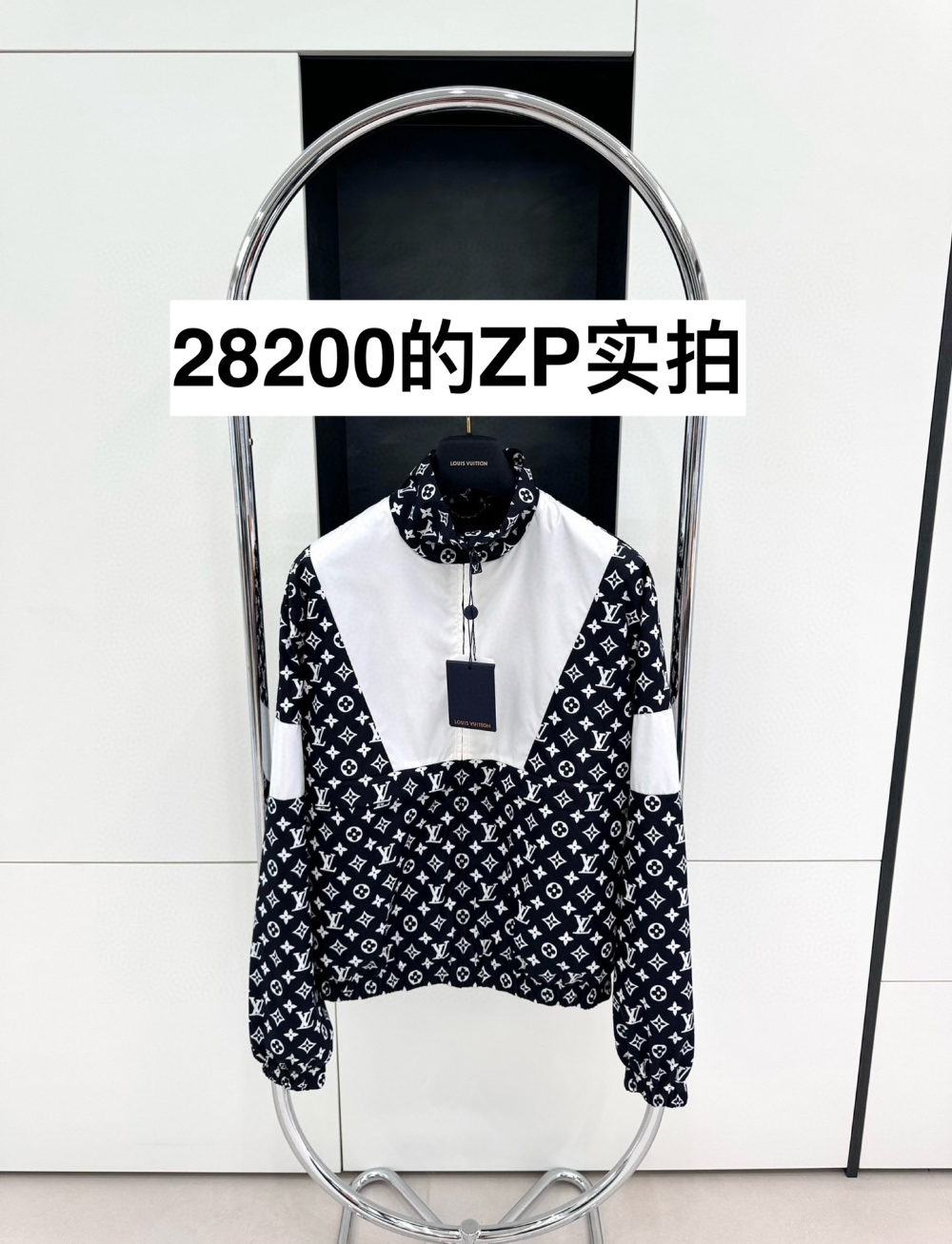 반팔 티셔츠 차콜 색상 이미지-S115L22