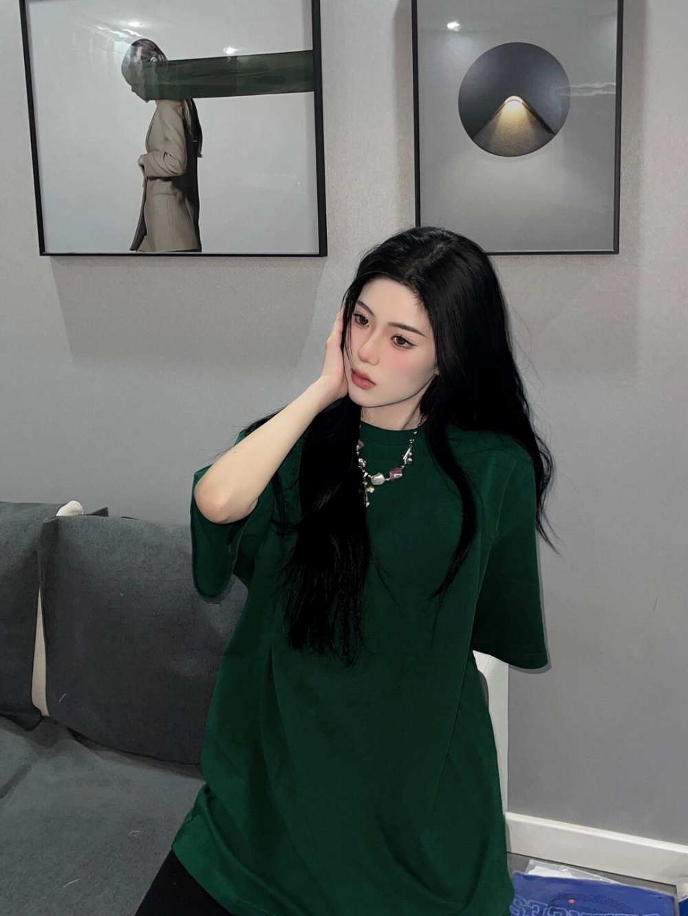 가방 모델 착용 이미지-S217L5