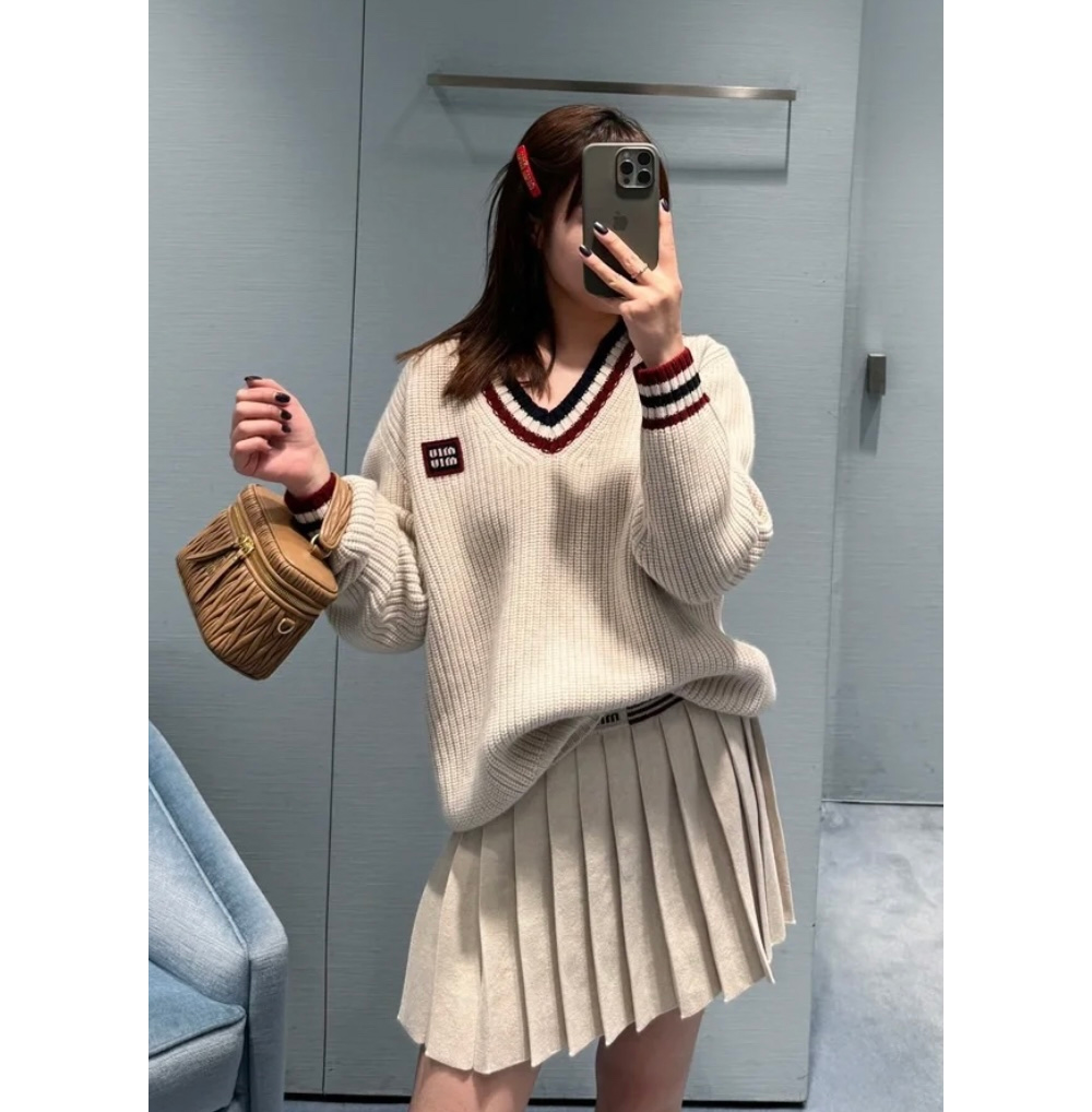 긴팔 티셔츠 모델 착용 이미지-S63L6